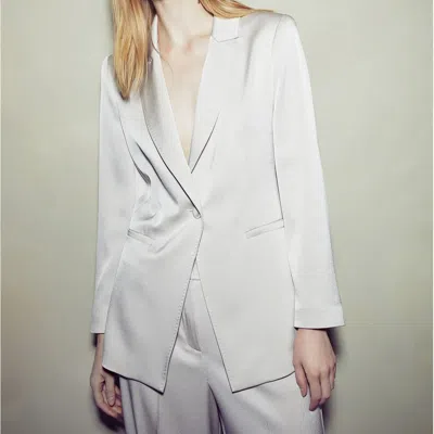 Marella Carrara In White