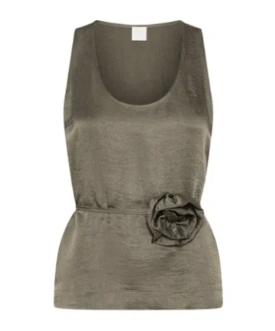 Marella Top With Matching Flower In Green