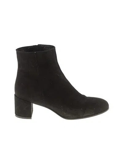 Pre-owned Margaux Ankle Boots In Black