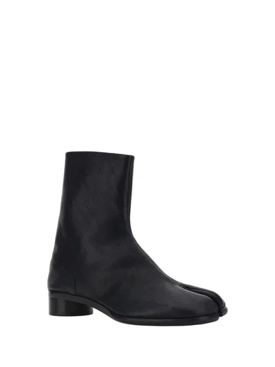 MARGIELA CALFSKIN TABI BOOTS