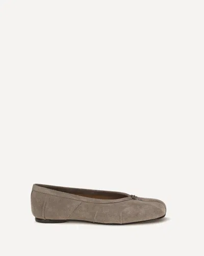 Margiela Tabi Suede Ballerinas In Grigio