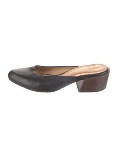 Pre-owned Mari Giudicelli Leather Mules In Black