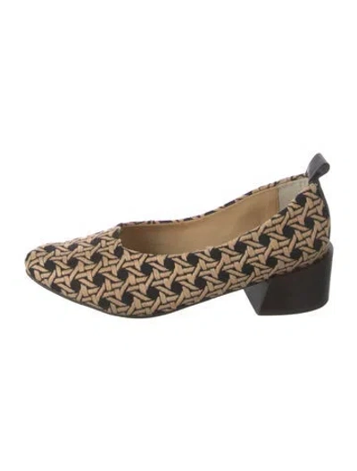 Pre-owned Mari Giudicelli Patterned Pumps In Black/neutrals