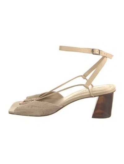 Pre-owned Mari Giudicelli Sandals In Neutral