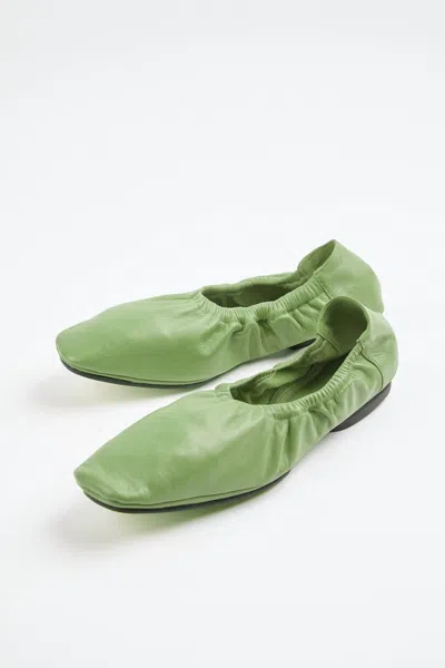 Mari Giudicelli Travel Ballerina In Verde In Green