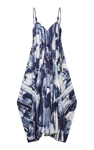 Maria Elena Villamil Moda Operandi In Blue