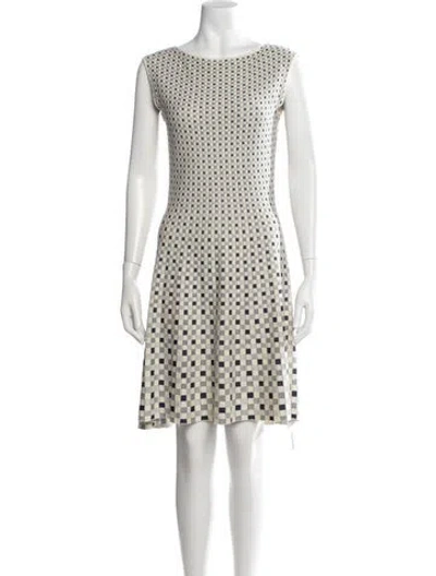 Pre-owned Maria Lucia Hohan Silk Knee-length Dress In Neutral