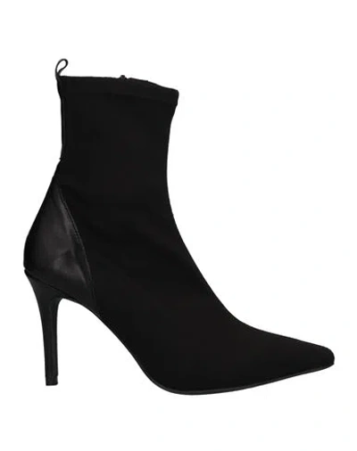 Marian Woman Ankle Boots Black Size 6 Leather, Textile Fibers