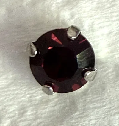 Mariana Women's Studs Earrings In Burgundy In Red