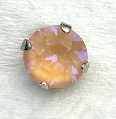Mariana Women's Studs Earrings In Peach In Neutral