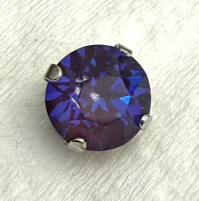 Mariana Women's Studs Earrings In Purple In Blue