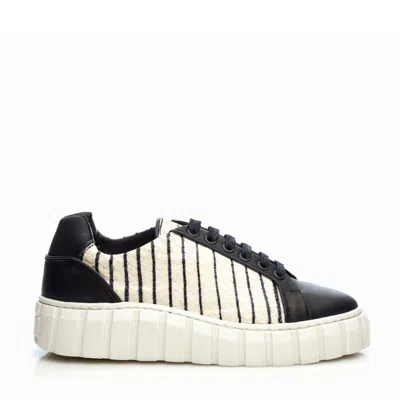 Mariano Shoes Women's Barreta Trainers White