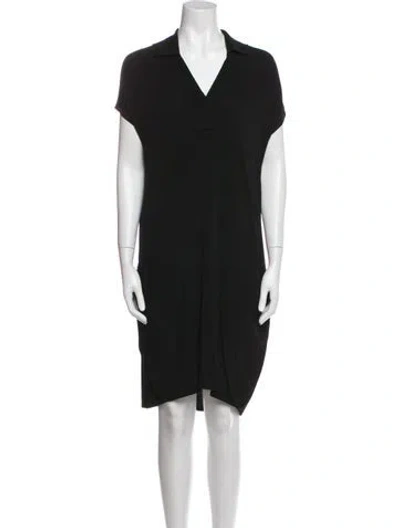 Pre-owned Marie Saint Pierre V-neck Knee-length Dress In Black