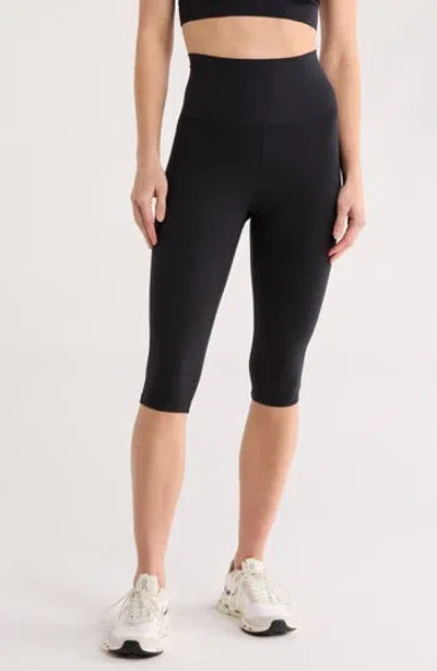 Marika Caitlin Pedal Pusher Crop Leggings