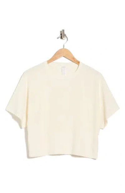 Marika Mabel Crop T-shirt In Pink