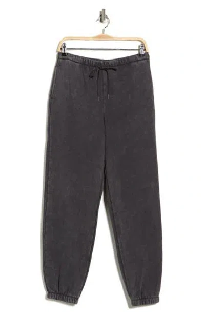 Marika Marin Fleece Sweatpants In Black