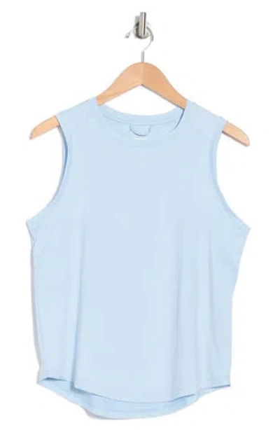Marika Mili Tank In Skyway