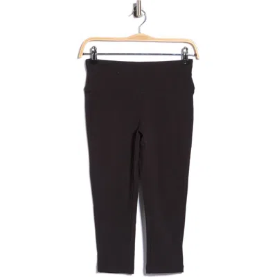 Marika Performance Crop Leggings In Animal Print