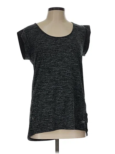 Pre-owned Marika Sleeveless T-shirt In Gray