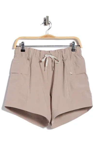 Marika Vivienne Active Shorts In Brown