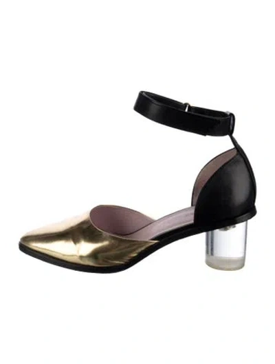 Pre-owned Marimekko Leather Printed Pumps In Black