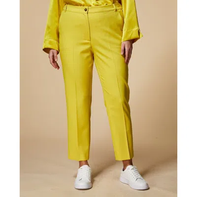 Marina Rinaldi Rapporto In Yellow