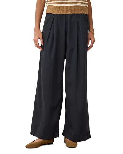 Marine Layer Allison Pleated Wide Leg Trousers In Black