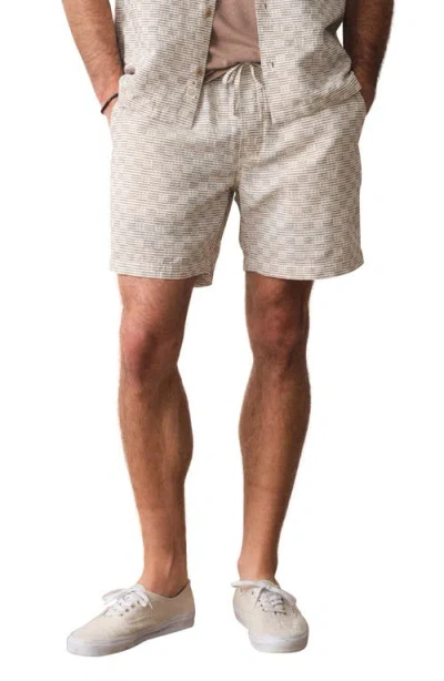 Marine Layer Saturday Dobby Shorts In White