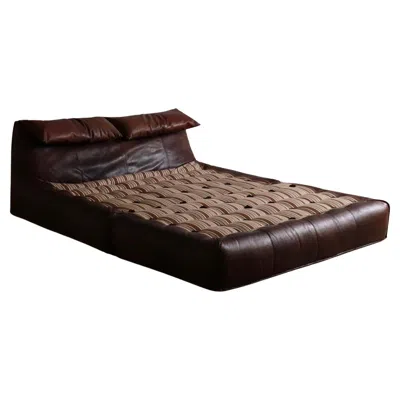 Pre-owned Mario Bellini Le Bambole Bed In Buffalo Leather By  For B&b Italia, 1970s In Black