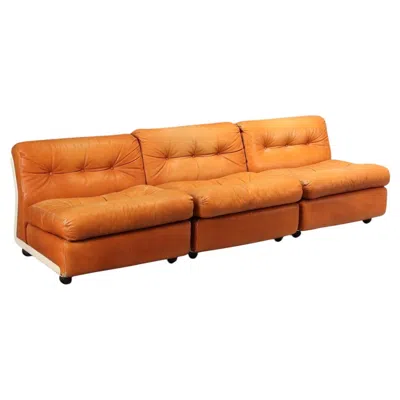 Pre-owned Mario Bellini Tre Poltrone 'amanta' Di  Produzione B&b Italia Anni 70 In Pelle In Orange