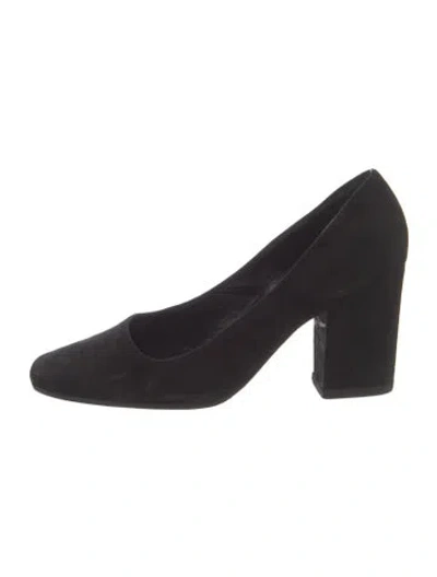Pre-owned Marion Parke Suede Pumps In Black