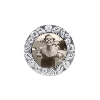 Mariposa Round Sea Shell Border 4x4 Frame In Silver