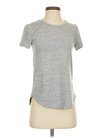 Pre-owned Market & Spruce Active T-shirt In Gray