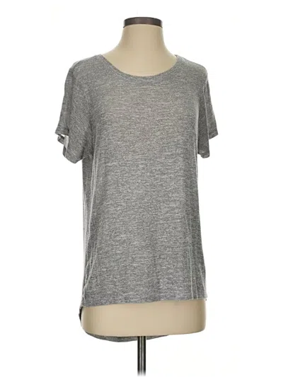 Pre-owned Market & Spruce Active T-shirt In Gray