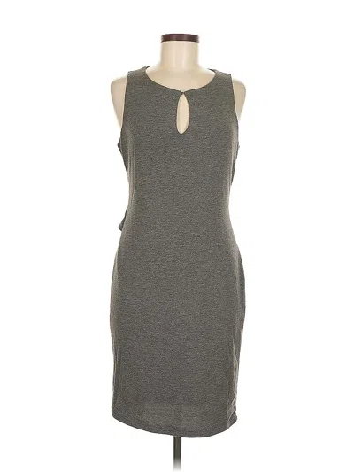 Pre-owned Market & Spruce Casual Dress In Gray