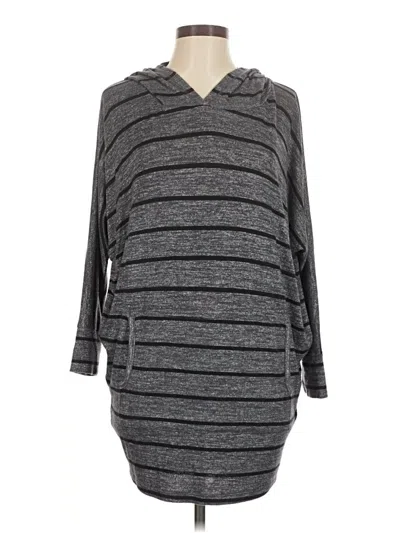 Pre-owned Market & Spruce Poncho In Gray