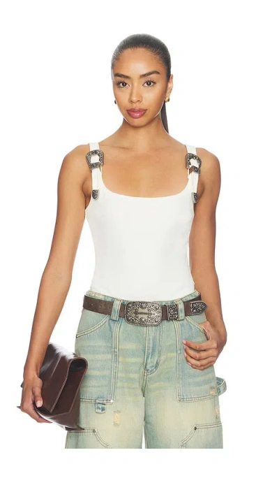 Markgong Tank With Metal Buckle Straps 탑 In Multi