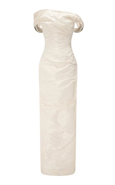 Marmar Halim Moda Operandi In White