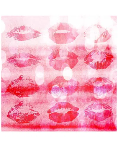 Marmont Hill Kisses All Over