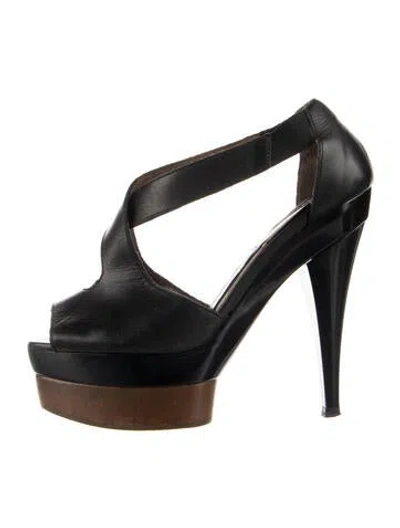 Pre-owned Marni Leather Pumps In Black