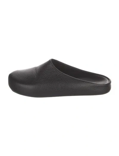 Pre-owned Marni Leather Slippers In Black