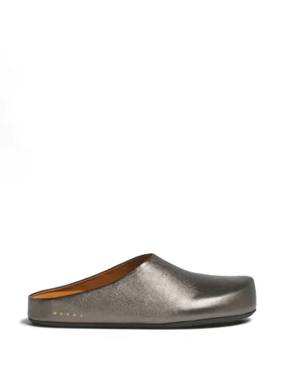 Marni Metallic Logo Print Sabots In Silver