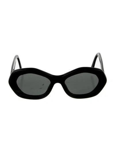 Pre-owned Marni Oversize Tinted Sunglasses In Black