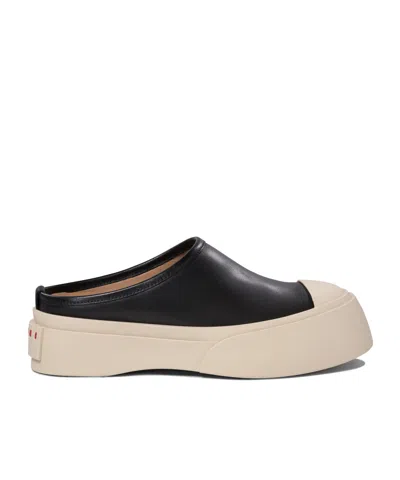 Marni Round Head Muller Shoes In Nude