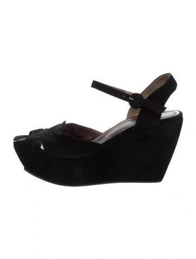 Pre-owned Marni Suede Cutout Accent Sandals In Black