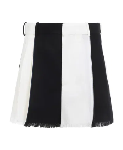 Marni Two-tone Frayed Wool Shorts In Black