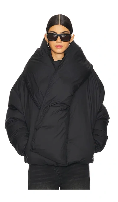 Marrknull Scarf Down Jacket In Black
