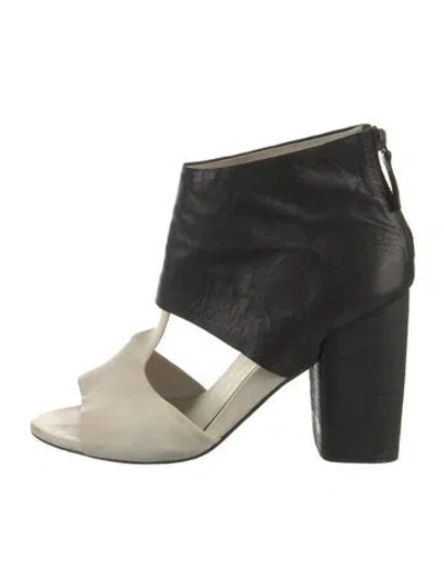 Pre-owned Marsèll Leather Colorblock Pattern Pumps In Black