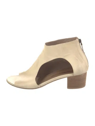 Pre-owned Marsèll Leather Pumps In Neutral
