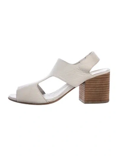 Pre-owned Marsèll Leather Sandals In White